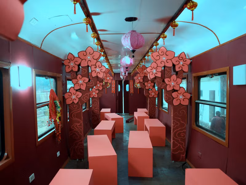 Mọi hoạt động bên trong toa cộng đồng sẽ là không gian văn hóa gồm có hội họa, âm nhạc và những nét truyền thống đậm chất Việt Nam.