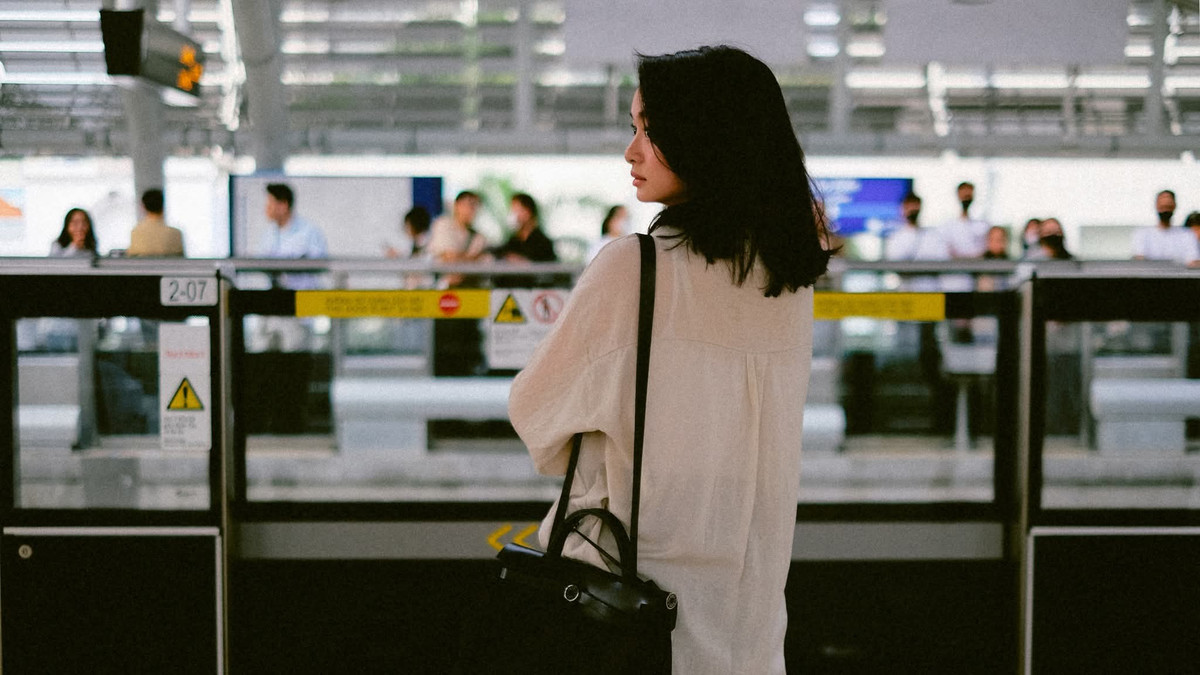 Nữ diễn viên "em chưa 18" cho rằng tàu điện hoạt động sẽ giúp mọi người di chuyển thuận lợi, tiết kiệm thời gian, chi phí, giảm tác động đến môi trường.