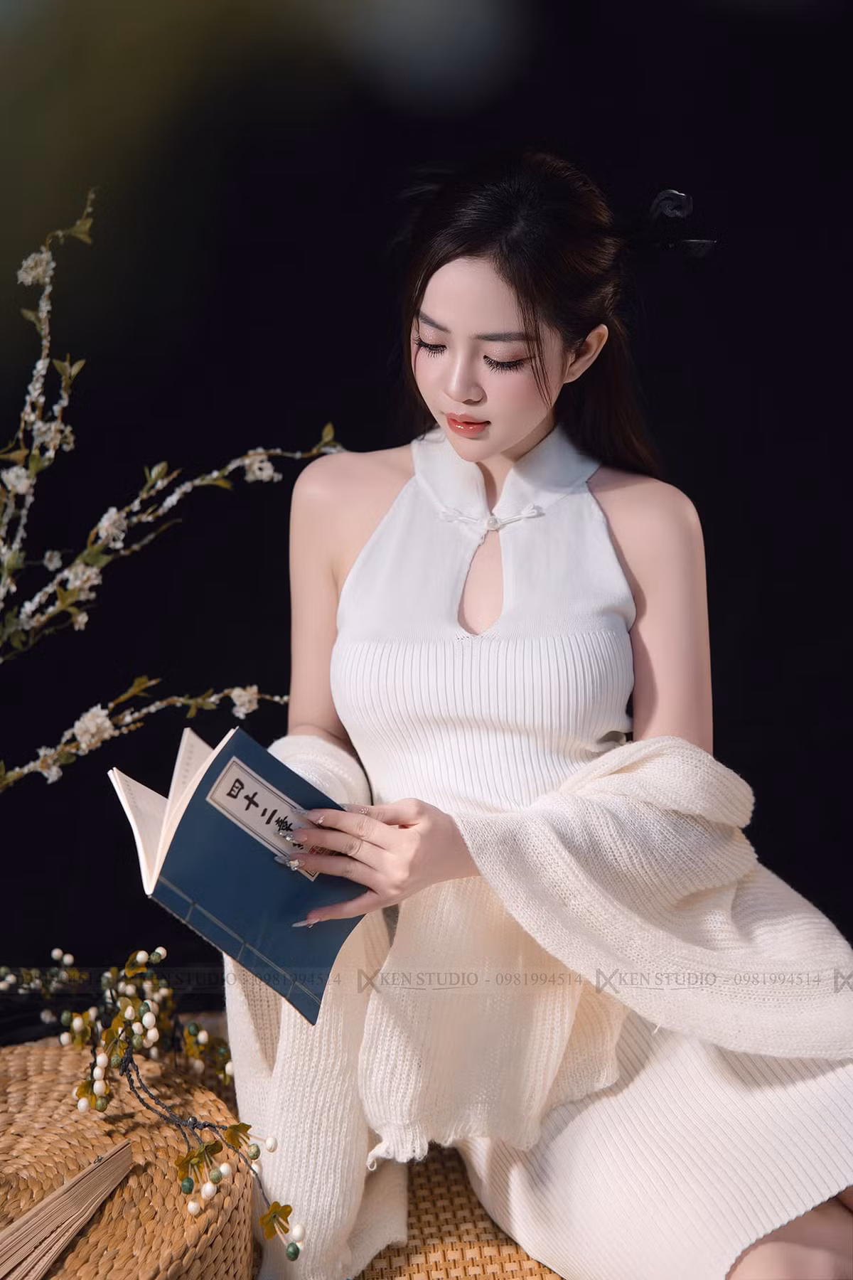 Bé My viết: "Ghép thật quá ai cũng tưởng thật. Ảnh đẹp trai nhưng ảnh không có được em đâu. Chị em yên tâm, chồng của chị em vẫn còn".