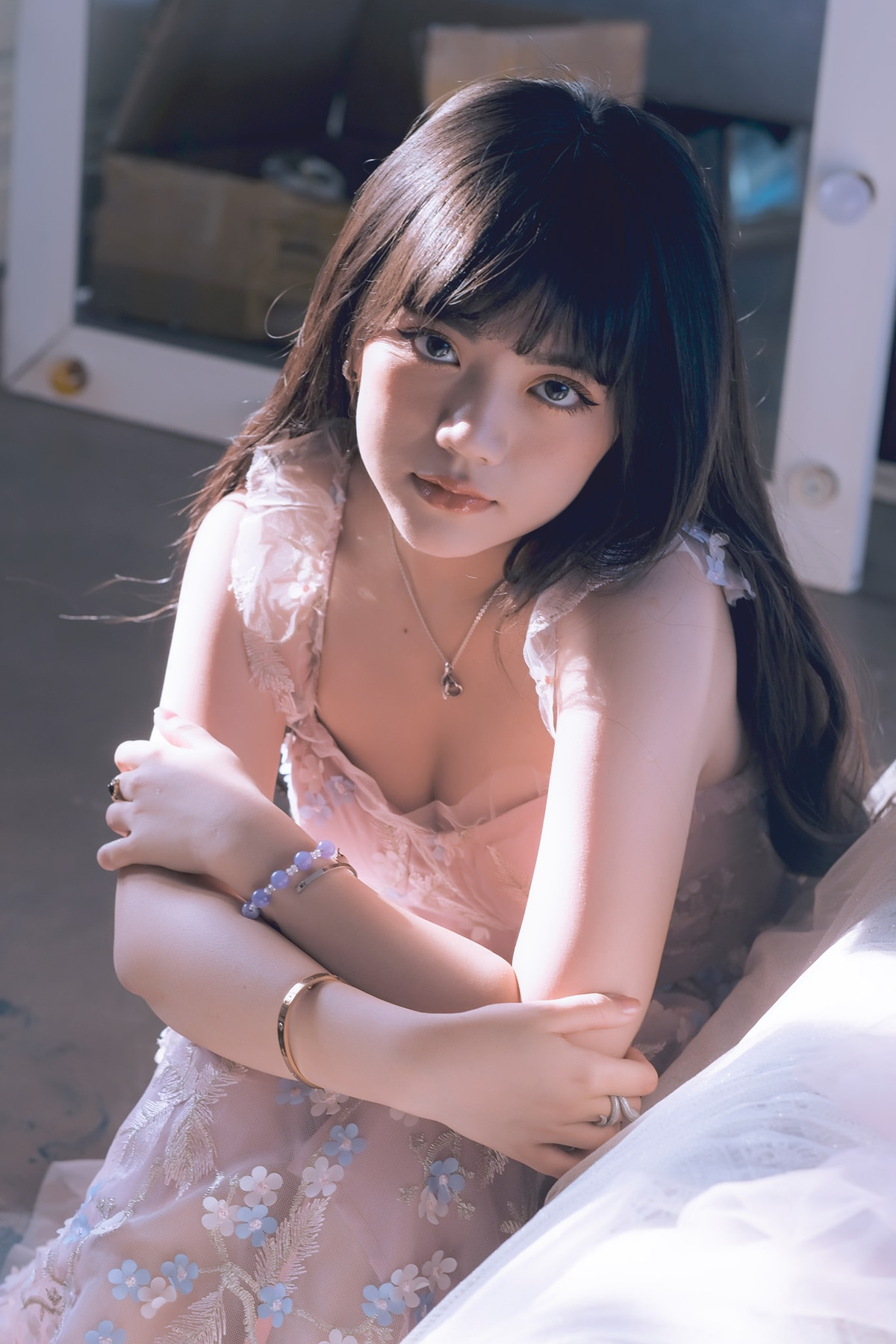 Gái xinh này tin rằng khi hai người đến với nhau, tình cảm phải được xây dựng trên nền tảng của sự tôn trọng và hiểu biết, thay vì sự mập mờ hay điều gì đó chưa chắc chắn.