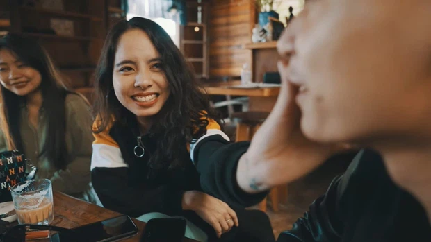 Với đoạn "cẩu lương" của Độ Mixi và "bà chủ kênh" đang được dân mạng bình luận nhiệt tình.