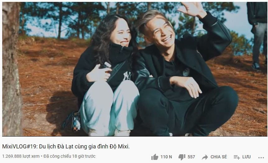 Một số khác thì ao ước có được tình yêu ngọt ngào, giản đơn như nam streamer và "bà chủ kênh".