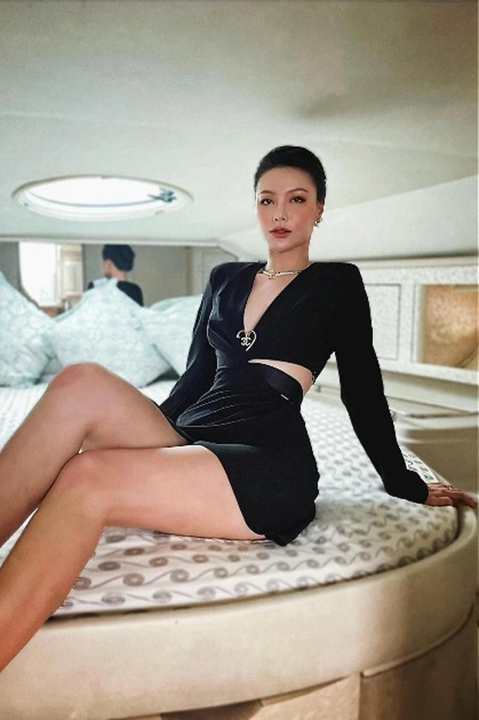 Dáng đồng hồ cát của Minh Hà khiến nhiều người ngưỡng mộ.