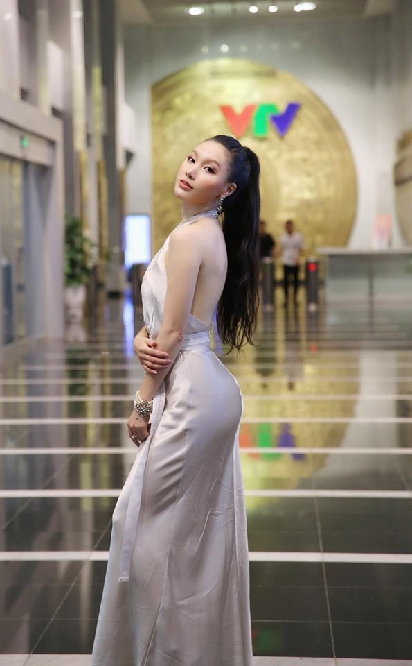 Nếu không có gì thay đổi, sau thời gian xa rời vai trò diễn viên, nữ MC VTV sẽ tham gia một vai diễn nhỏ trong bộ phim “Hành trình công lý”.