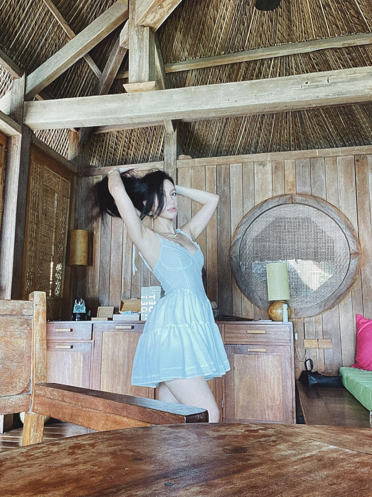 Có thể thấy, ở tuổi 35, người đẹp VTV vẫn giữ được nhan sắc đáng ngưỡng mộ.