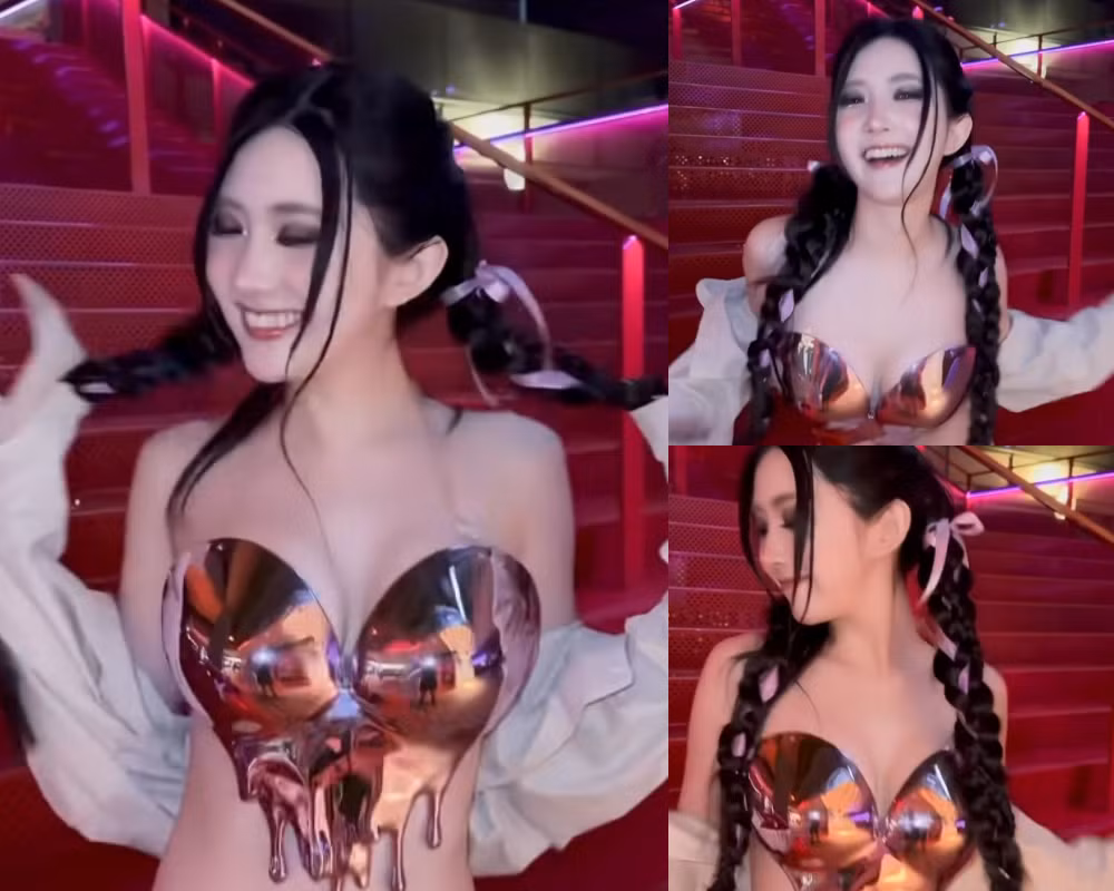 Dân mạng trầm trồ, bình luận rằng, bộ trang phục không chỉ giúp tôn lên vẻ đẹp hình thể mà còn tạo ra những hình ảnh ấn tượng, làm nổi bật lên thần thái tự tin, mạnh mẽ của Bizcuitbeer.