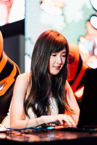 Bizcuitbeer luôn đưa ra những nội dung hấp dẫn, đảm bảo rằng người xem không chỉ nhìn vào hình thể mà còn thấy được sự chuyên nghiệp trong công việc của mình.