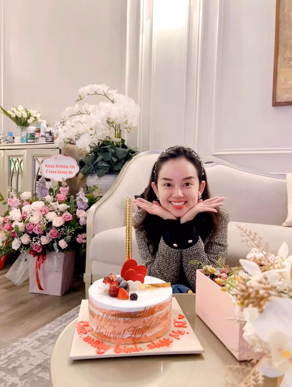 Con trai Ly Kute là bé Khoai Tây (tên thật là Minh) hiện đã hơn 5 tuổi, cậu bé càng lớn càng điển trai, thông minh, đáng yêu và rất tình cảm.