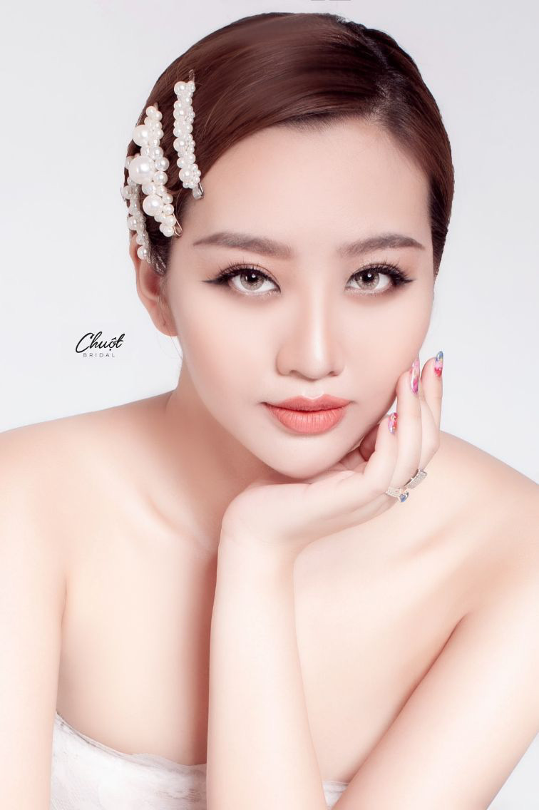 Golf không chỉ giúp Thư Đình giữ dáng mà còn rèn luyện sức khỏe cũng như khả năng tập trung rất tốt nữa.