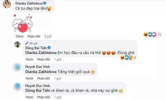 Chứng kiến vợ chăm chỉ học hành, bản thân Tiến Dũng cũng cảm thấy hào hứng.