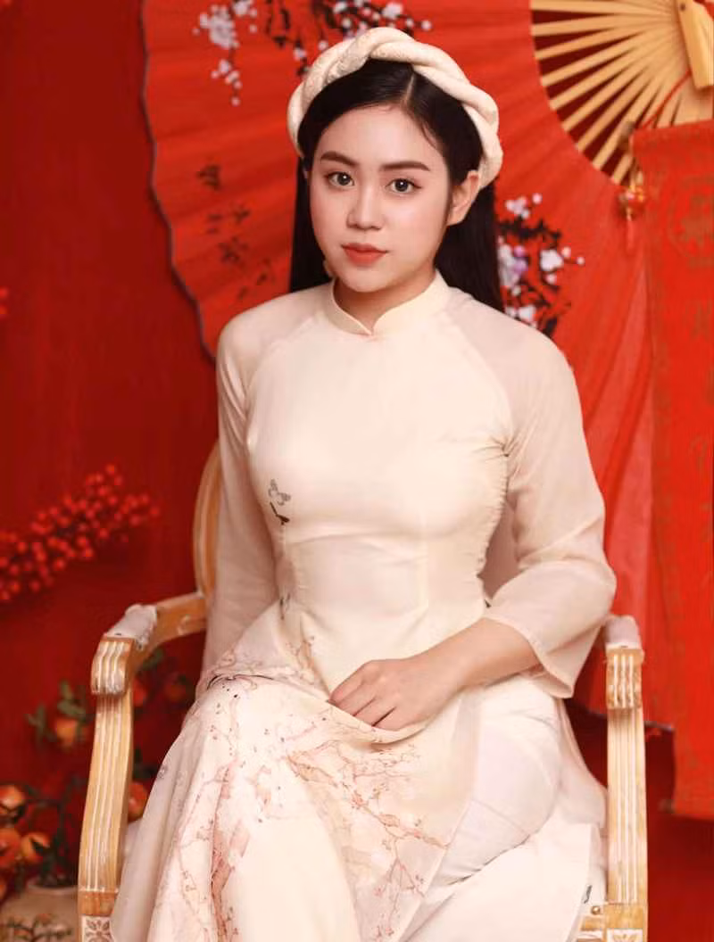 Một điểm đáng chú ý, từng giành học bổng các trường đại học tại Mỹ, Singapore, Trung Quốc... nhưng Maysa lại quyết tâm sang Việt Nam vì niềm đam mê với văn hóa nước bạn.