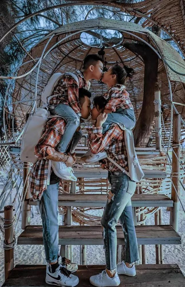 Cứ dăm bữa nửa tháng, vợ hai đại gia Minh Nhựa lại khoe những chuyến đi xa xỉ với hàng trăm bức ảnh "sống ảo" chất lừ cùng bạn đời.