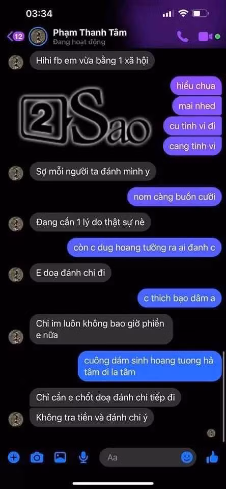 Anh Thư cho rằng Tâm Tít đang cố tình "ăn vạ để đòi tiền". Chưa hết, cô còn tố phía hot girl "cố tình vu oan mình đòi đánh, đòi chửi chị ý". Để mọi chuyện kết thúc, Anh Thư sau đó quyết định hoàn lại toàn bộ số tiền mà phía Tâm Tít đã đặt hàng. Ảnh: 2Sao