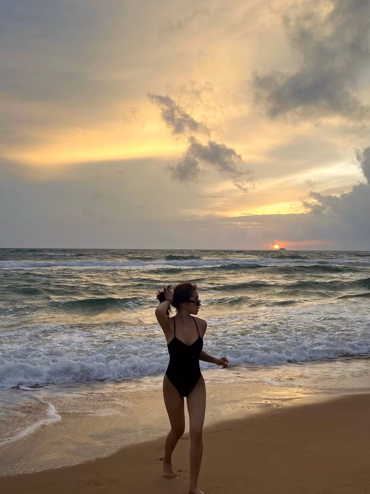 Ở thời điểm hiện tại, dù đã đã theo chồng, nhưng nàng hot girl ngày càng nổi tiếng và được quan tâm nhờ nhan sắc thăng hạng.