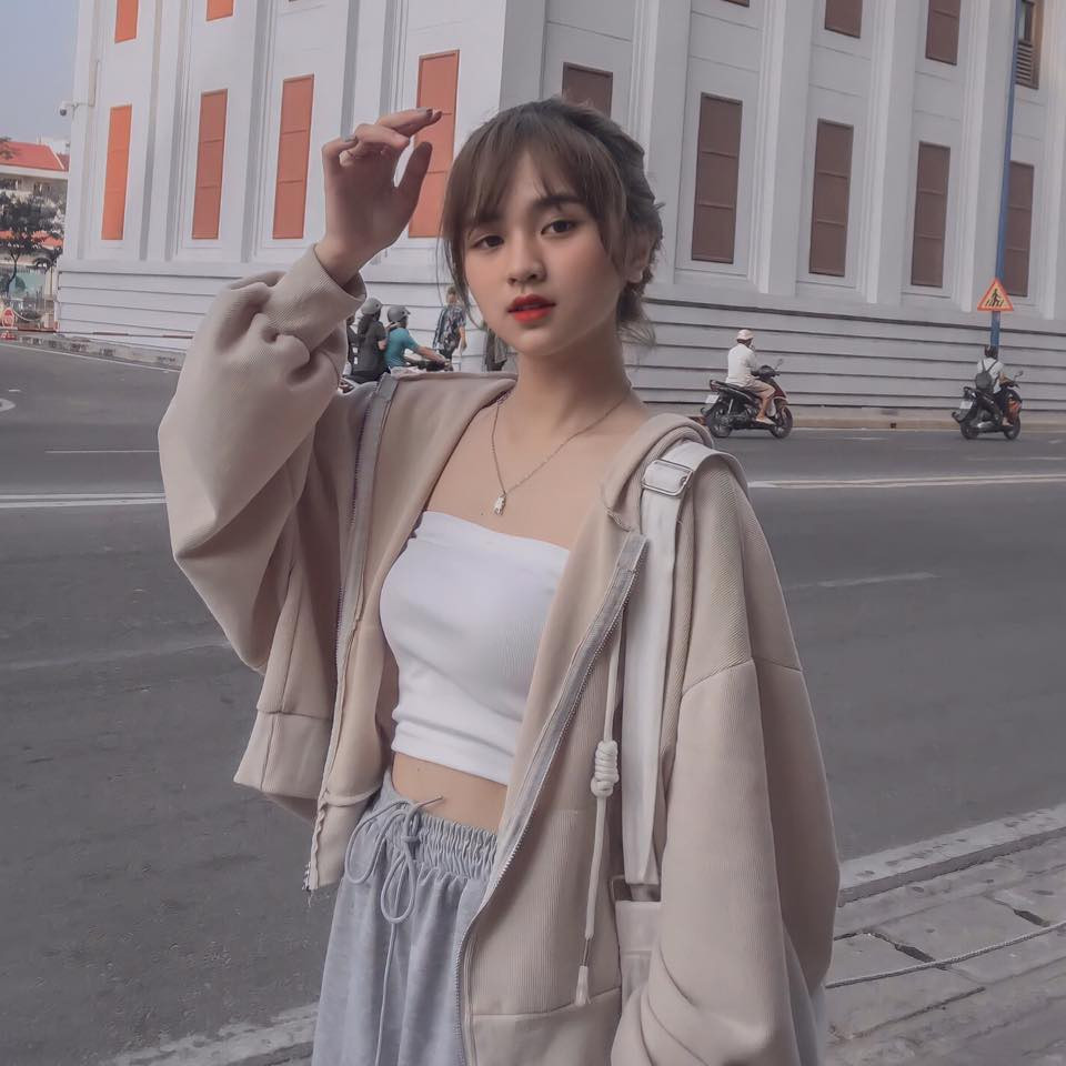 Được biết, Tuấn Tài là một gương mặt mới đầy triển vọng của đội tuyển U23 Việt Nam, anh xem như là phát hiện mới của HLV Park Hang Seo.