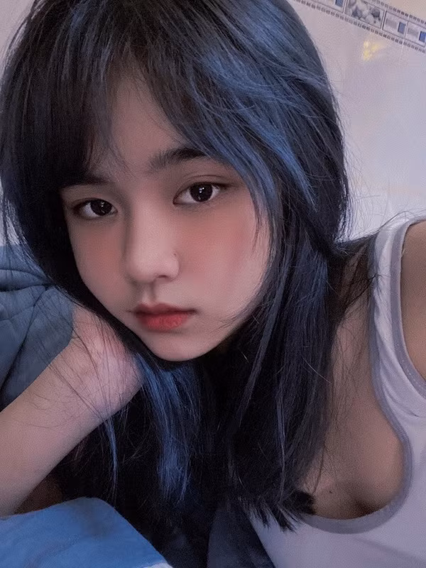 Có thể thấy Tuấn Tài và Ngọc Diệp yêu đương khá kín tiếng, tuy vậy qua một số story cô bạn vẫn hành động đánh dấu chủ quyền cực mạnh khi tiết lộ những bức hình, dòng trạng thái đầy ngọt ngào của cả hai.