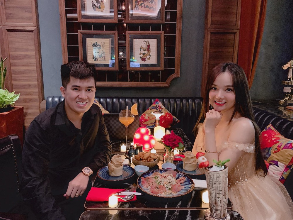 Gái xinh sinh năm 1997 này sau đó đã gặp nhiều cơ hội trong công việc. Được biết, Thuỷ Tiên tham gia các dự án phim ảnh và còn tham dự cuộc thi “Hoa hậu Việt Nam quốc tế năm 2018”, giành danh hiệu “Hoa hậu khả ái”…