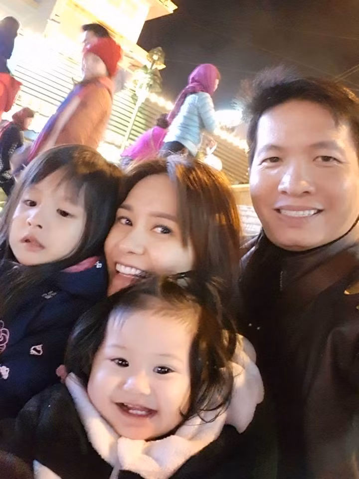 Vốn được mệnh danh đại gia lắm của nhiều tiền, những lần chơi lớn của vợ chồng Đoàn Di Băng và doanh nhân Nguyễn Quốc Vũ liên tục khiến thiên hạ trầm trồ không ngớt.