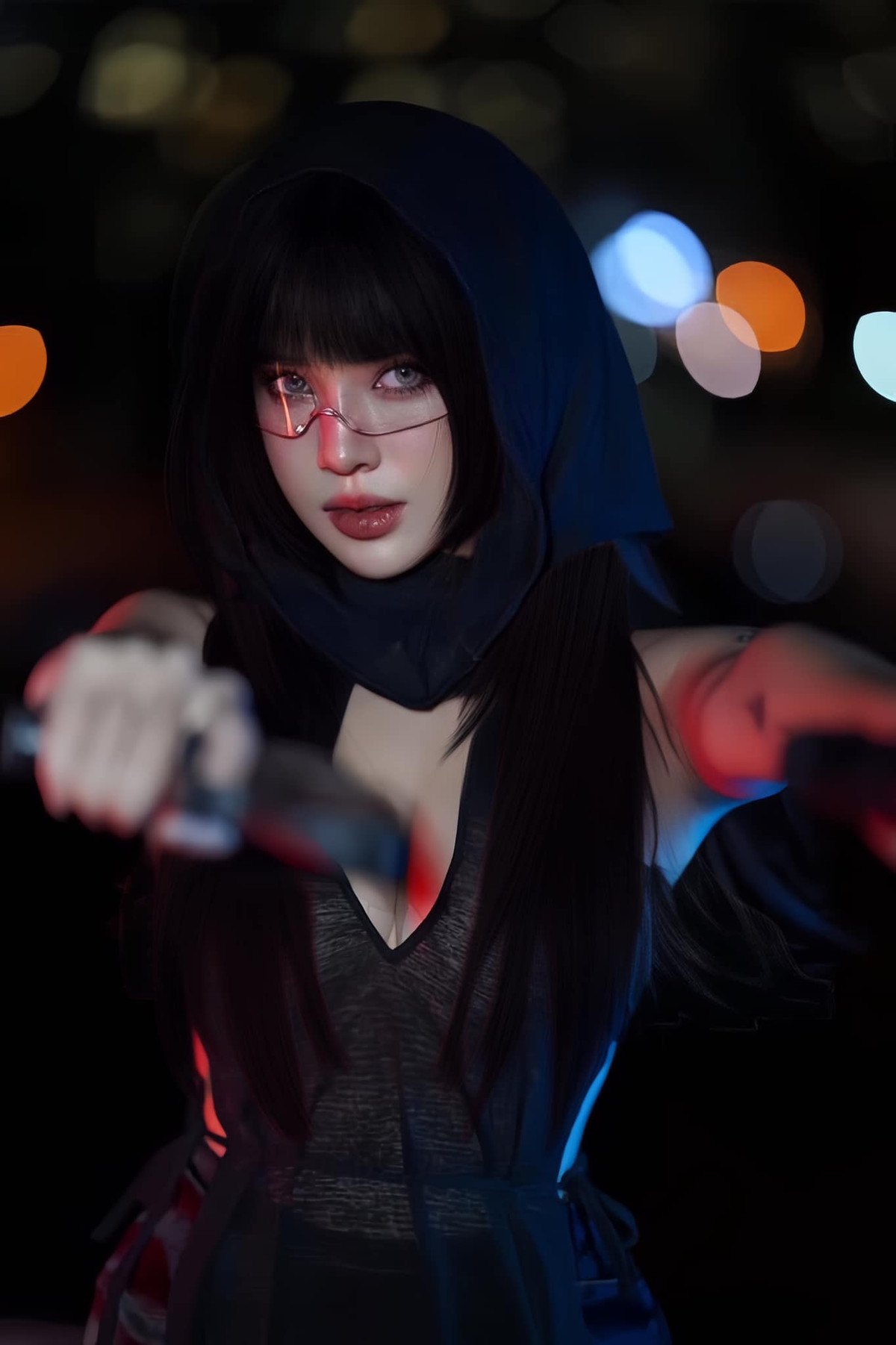 Bên cạnh đó, mỗi lần xuất hiện, Tố Uyên gây ấn tượng bởi sự gần gũi, thân thiện và đáng yêu, luôn tạo cảm giác ấm áp.