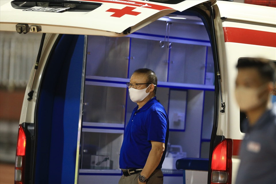 HLV Park Hang Seo thất thần trước chấn thương của cậu học trò cưng.