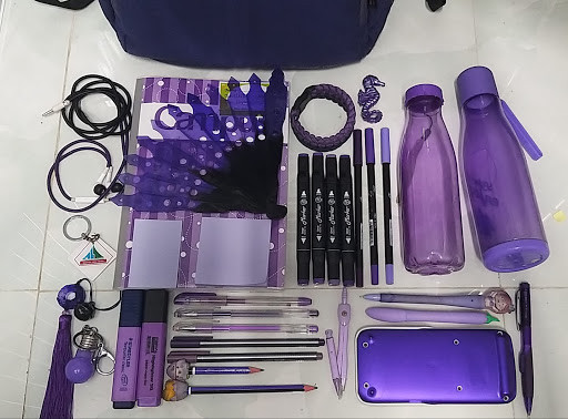 Không khó để thấy, trong năm 2020, màu tím đã phủ sóng khắp mọi nơi và tạo thành trào lưu trên MXH.