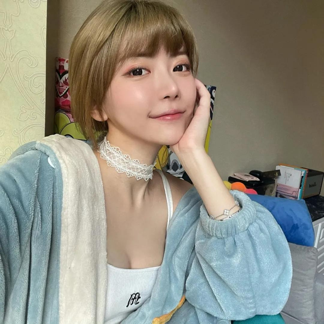 Dù thế nào, câu chuyện lần này của MeiEr cũng cho thấy một mặt tối mà nhiều streamer nổi tiếng đang phải đối mặt mỗi ngày – áp lực, cám dỗ.