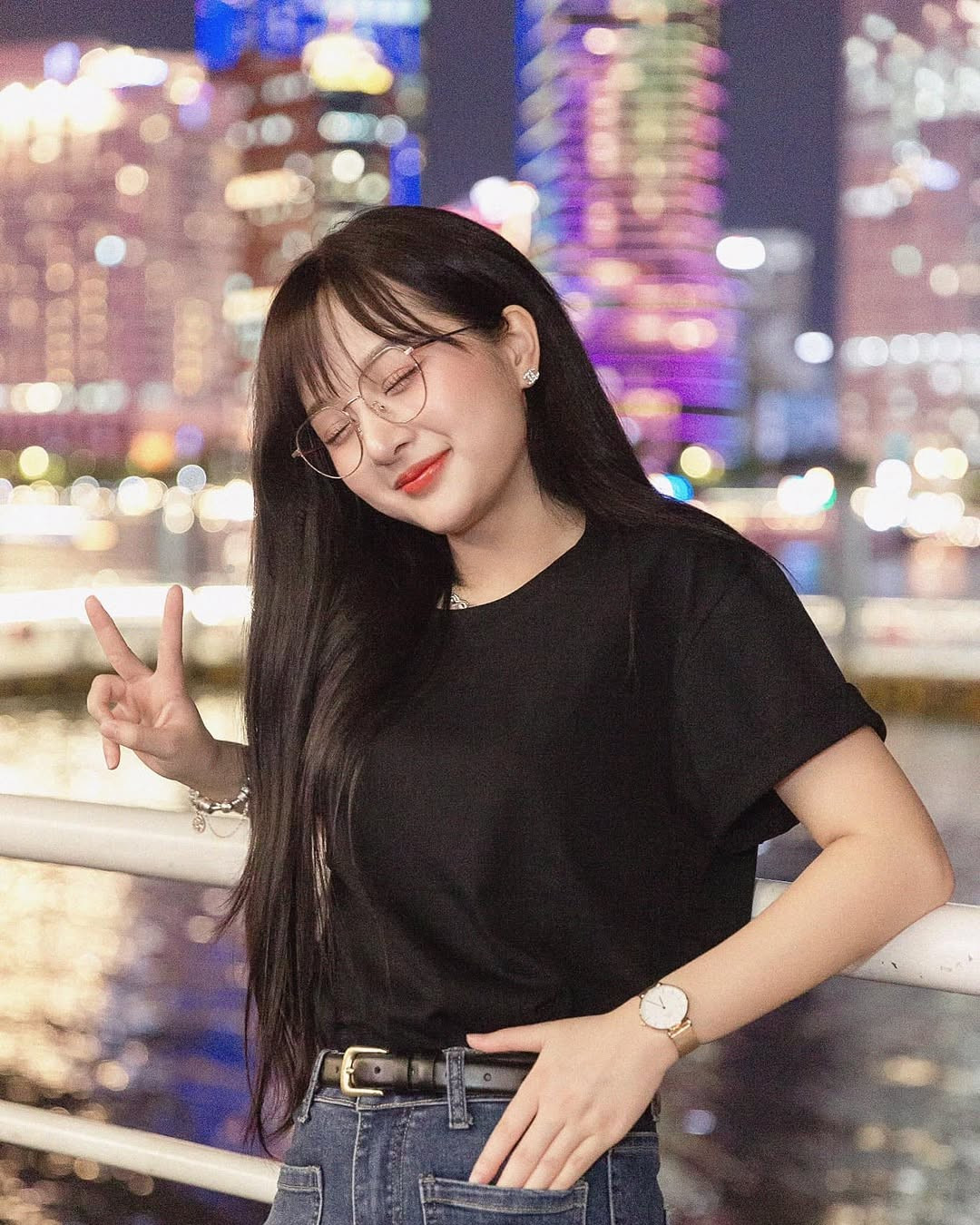 Không ít xem cho rằng, một trong những nguyên nhân khiến Gấm Kami gặp phải tình cảnh "tụt dốc" tương tác có thể bắt nguồn từ chính "cú đề pa lịch sử" mà cô đã vấp phải.