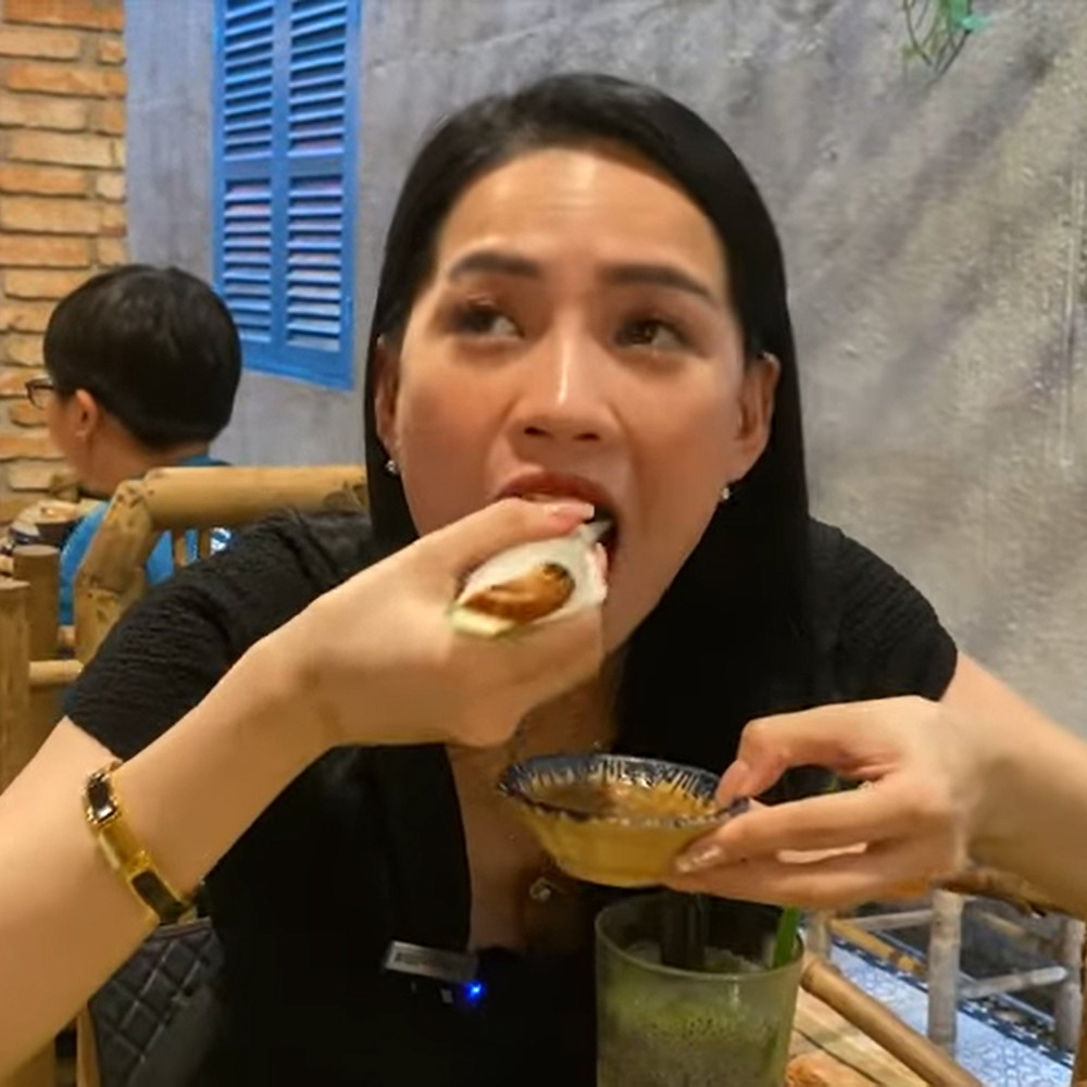 Hà Linh cho rằng, việc nhiều người chỉ đọc những dòng tiêu đề tóm tắt của nhiều trang mạng xã hội mà không xem hết clip của cô đã dẫn đến hiểu lầm nữ YouTuber luôn chê các thương hiệu, sản phẩm để thu hút sự chú ý.