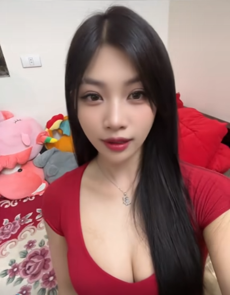 Không chỉ chăm chỉ luyện tập thể thao, Anh Thơ cũng rất tích cực hoạt động trên MXH.