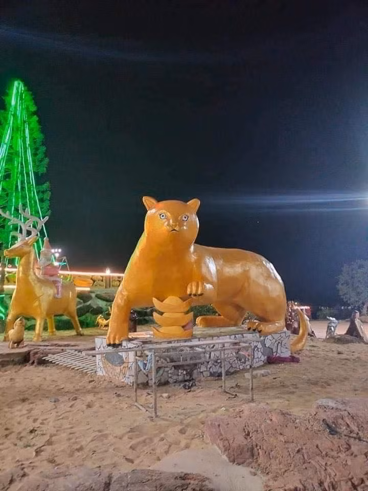 Nhưng dù là dưới góc độ nào đi chăng nữa, mọi người vẫn tấm tắc khen vì linh vật Vũng Tàu hết sức đáng yêu. Mọi người mong rằng, các tỉnh nối gót sau sẽ có những sản phẩm đa dạng và chất lượng hơn cả.