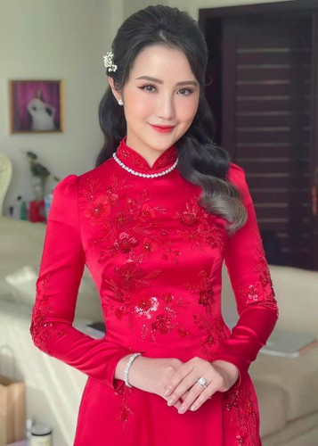 Dù mới bầu bì xong, Primmy Trương vẫn khiến dân mạng trầm trồ và cả ghen tị vì nhan sắc cũng như vóc dáng của mình.