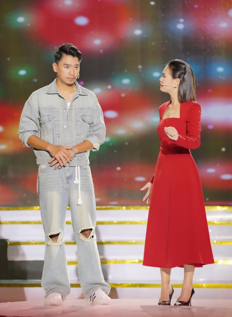 Thảo Uyên được đánh giá là một trong những gương mặt triển vọng của thế hệ MC tương lai. Sự nhanh nhạy, linh hoạt và đầy năng lượng đã giúp cô vượt qua mọi thử thách và tiến vào Top 16 của cuộc thi.