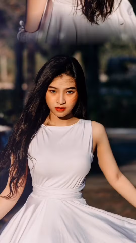 Thời gian rảnh, Bảo Trân thường có sở thích đến phòng tập nhảy dance, yêu văn học và đi du lịch.