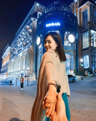 Trước đó, Thu Hương cũng từng quay lại Sapa và chụp lại bức ảnh khiến mình nổi tiếng khắp cõi mạng chỉ sau 1 đêm.