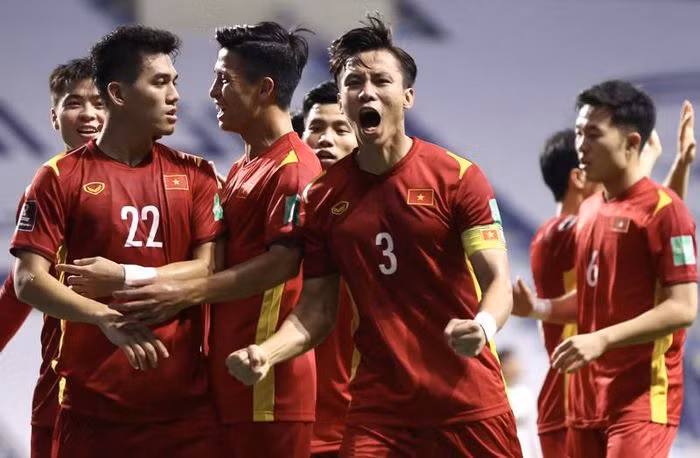 Thang Malaysia, doi tuyen Viet Nam chem che ngoi dau bang-Hinh-12