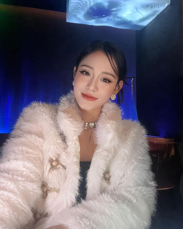 Tuy nhiên, sau khi bị tin đồn này lan truyền khắp mạng xã hội, Minh Thu đã lên tiếng đính chính rằng, do cô tăng cân chứ không hề mang thai.