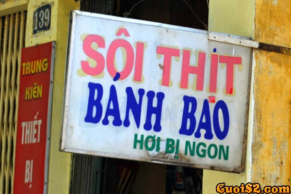 "Sôi" ở đây chỉ trạng thái còn "xôi" mới để chỉ món ăn.