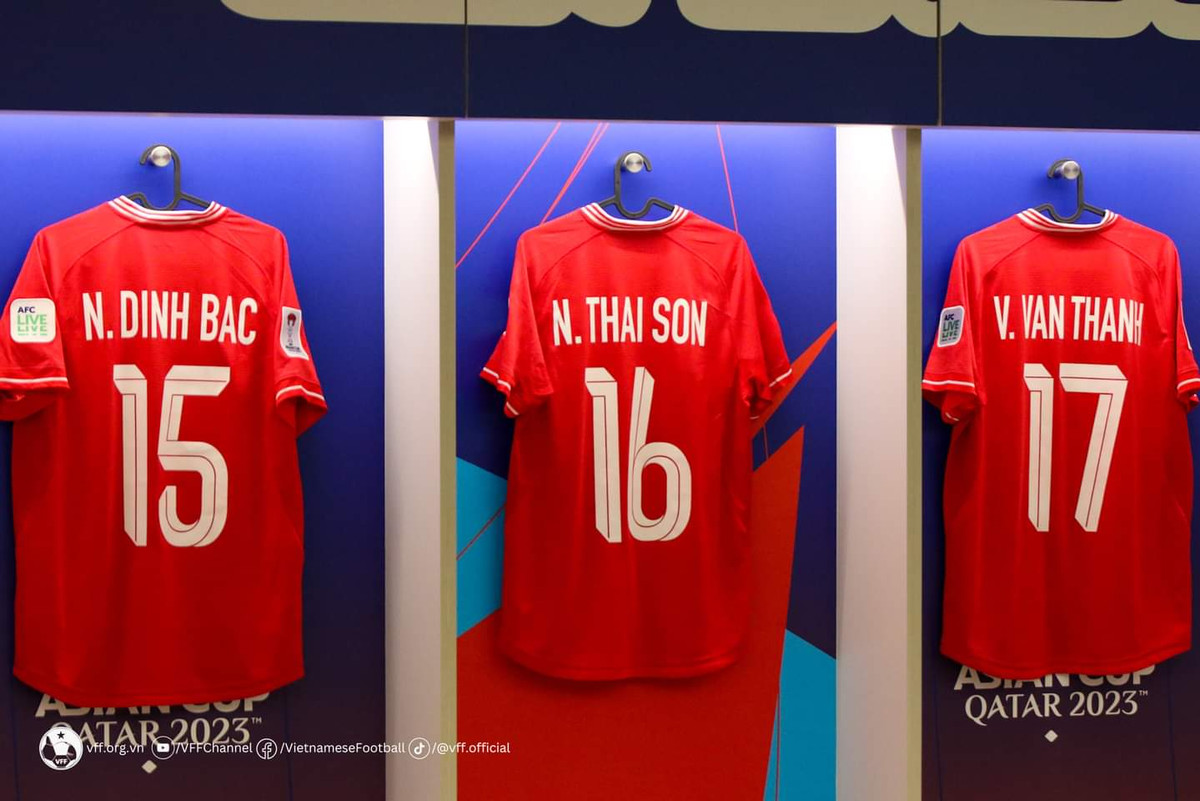 DT Viet Nam 2 - 4 Nhat Ban: Thay tro HLV Troussier xung dang nhan loi khen-Hinh-18