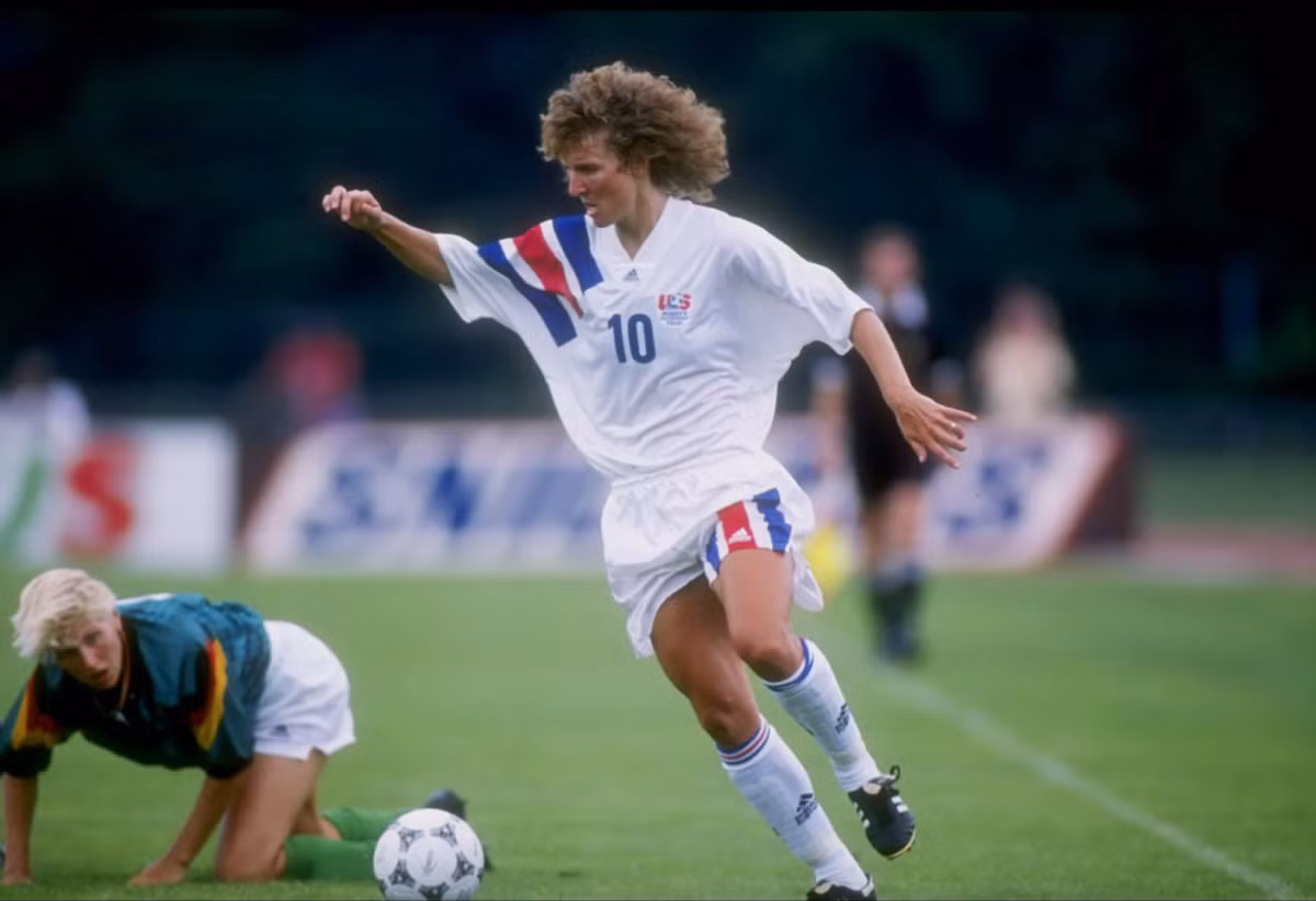Michelle Akers của Mỹ, với 10 bàn, là cầu thủ ghi nhiều bàn nhất một kỳ World Cup nữ lập năm 1991. Kỷ lục đến nay khó bị xô đổ khi các vua phá lưới sau này chỉ ghi tối đa bảy bàn.