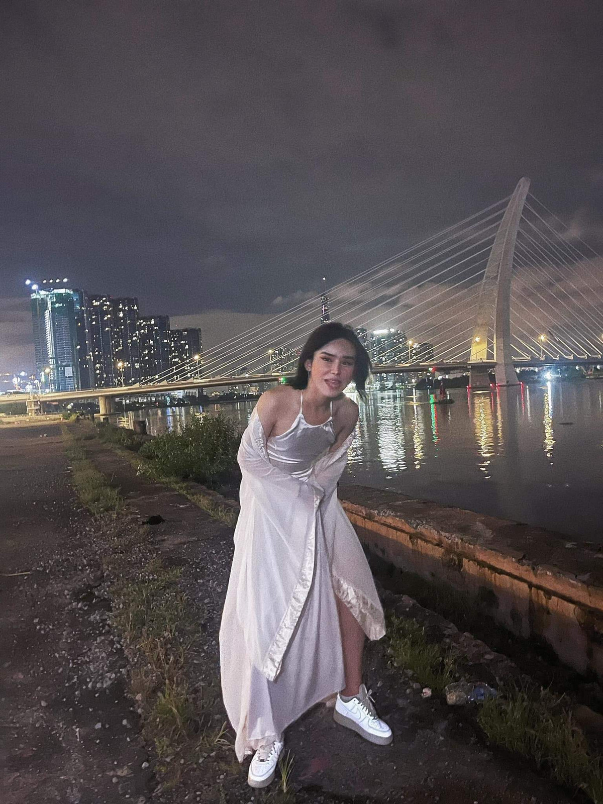 Nhiều người cho rằng, Trần Đức Bo cố tình làm lố, thực hiện chiêu trò để câu view, câu like.