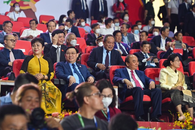 Truc tiep Le khai mac SEA Games 31: Dang cap, hoanh trang, ruc ro-Hinh-21