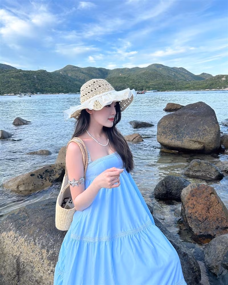 Đặc biệt hơn, nhiều người quan tâm cho biết, họ tò mò xem Tăng Mỹ Hàn liệu có phải chuẩn "tiểu thư" hay mọi thứ chỉ là tin đồn.