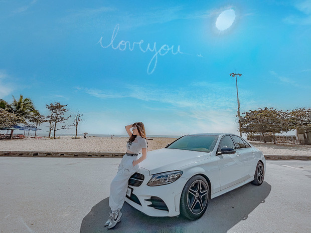 Mới đây, Âu Hà My vừa đăng tải một bức hình khoe dáng xịn bên cạnh chiếc xế hộp hạng sang.