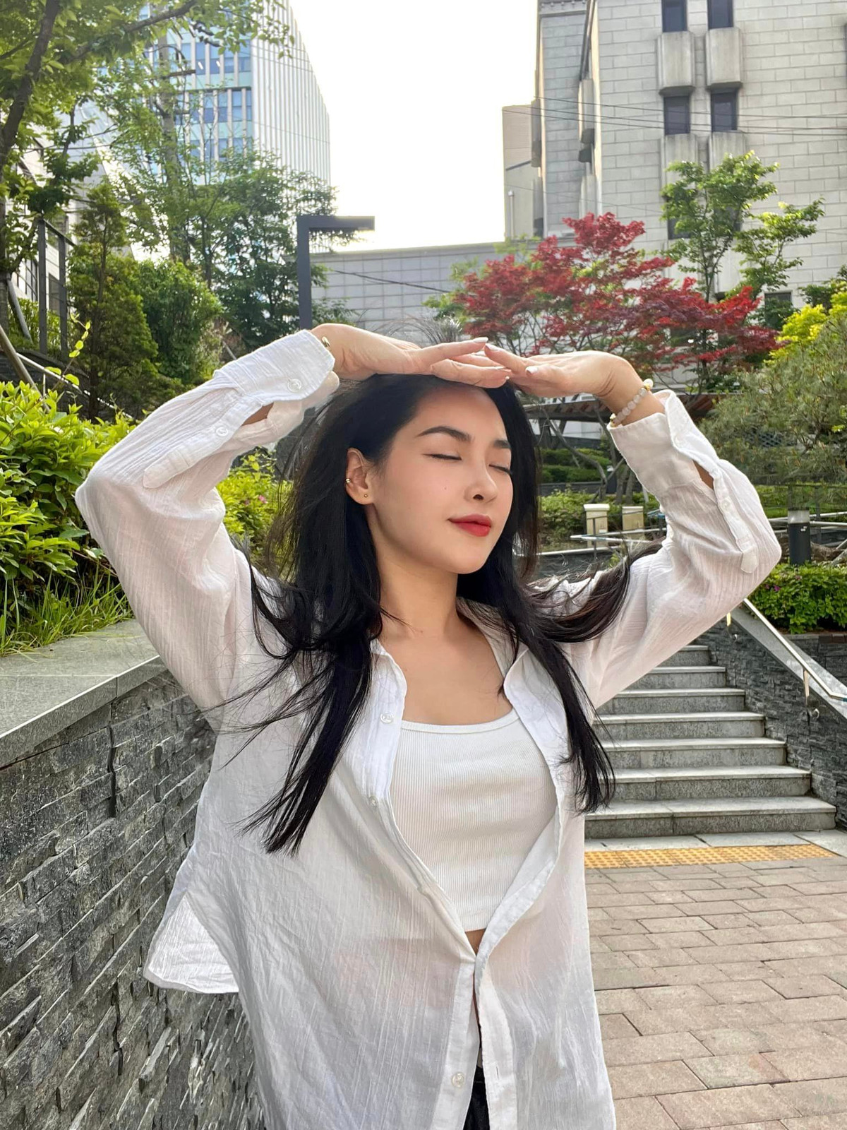 Năm 2022, Thanh Quỳnh tham gia một số gameshow, trong đó phải nhắc tới "Người Ấy Là Ai". Tại đây, cô được ghép cặp với trai đẹp Việt kiều tên Alan Phạm nhưng sau đó cả hai chỉ là bạn.