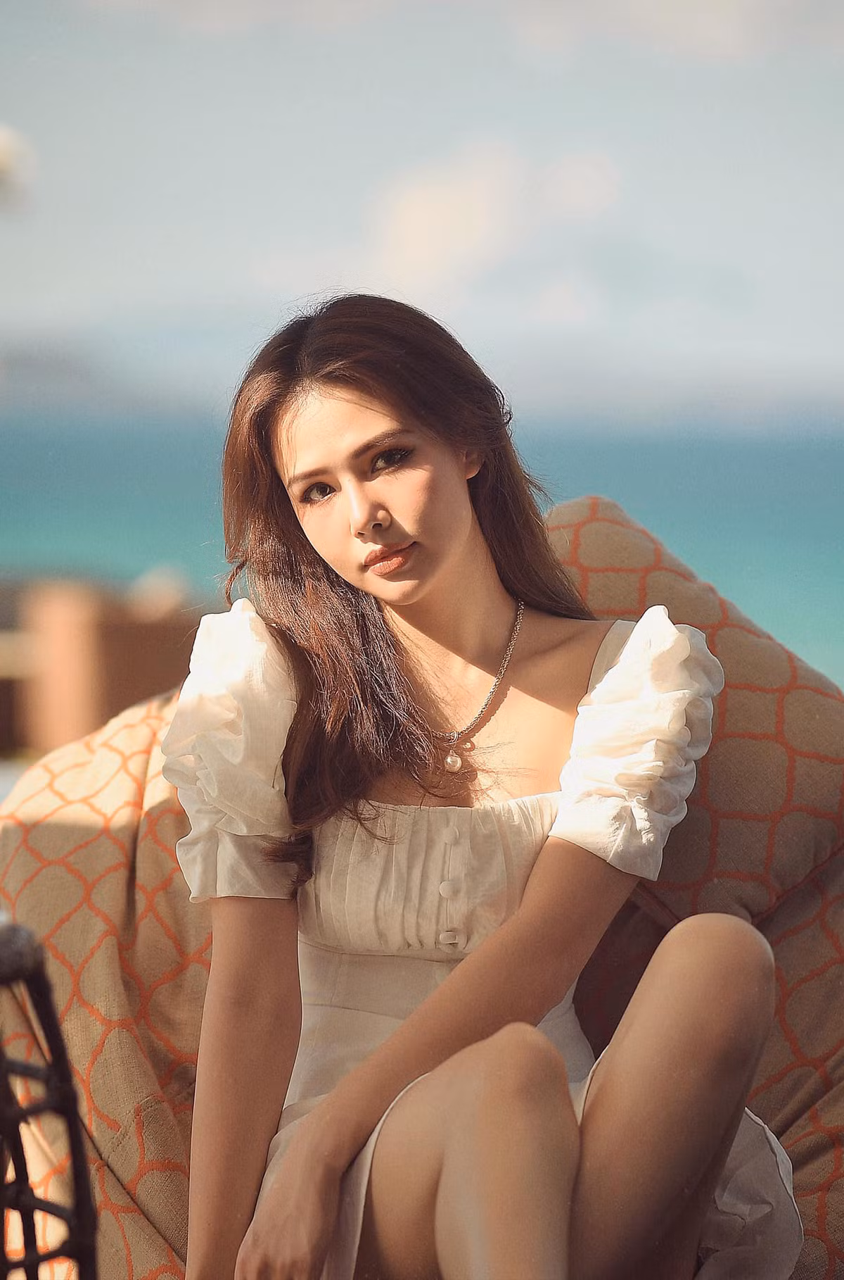 Thiếu gia Cocobay không ít lần hóa thân nhiếp ảnh gia không chuyên, chụp cho vợ những bức ảnh siêu xịn xò.