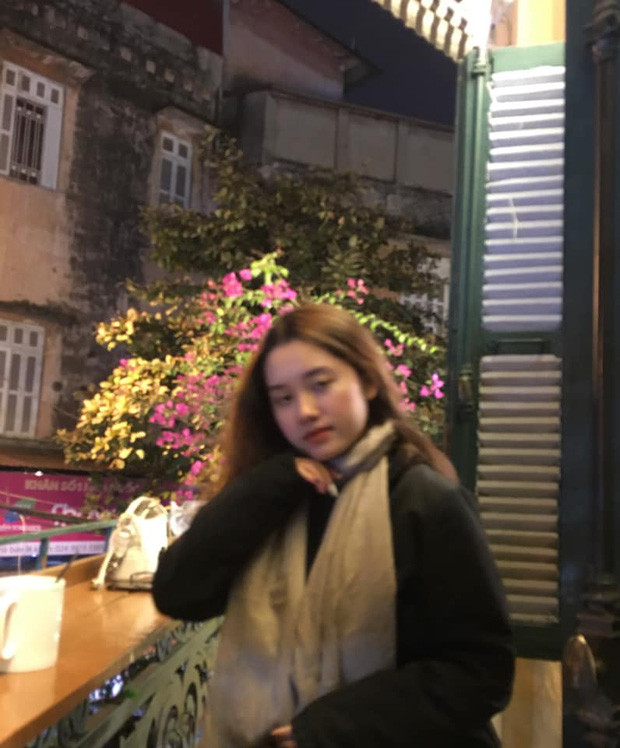 Hiện tượng chụp ảnh out nét người yêu là hiện trạng của nhiều anh chàng.