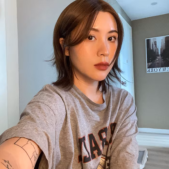 Sở hữu nhan sắc xinh đẹp cùng gu thời trang ấn tượng, cá tính, Heo Mi Nhon từng là hình mẫu lý tưởng của rất nhiều người.