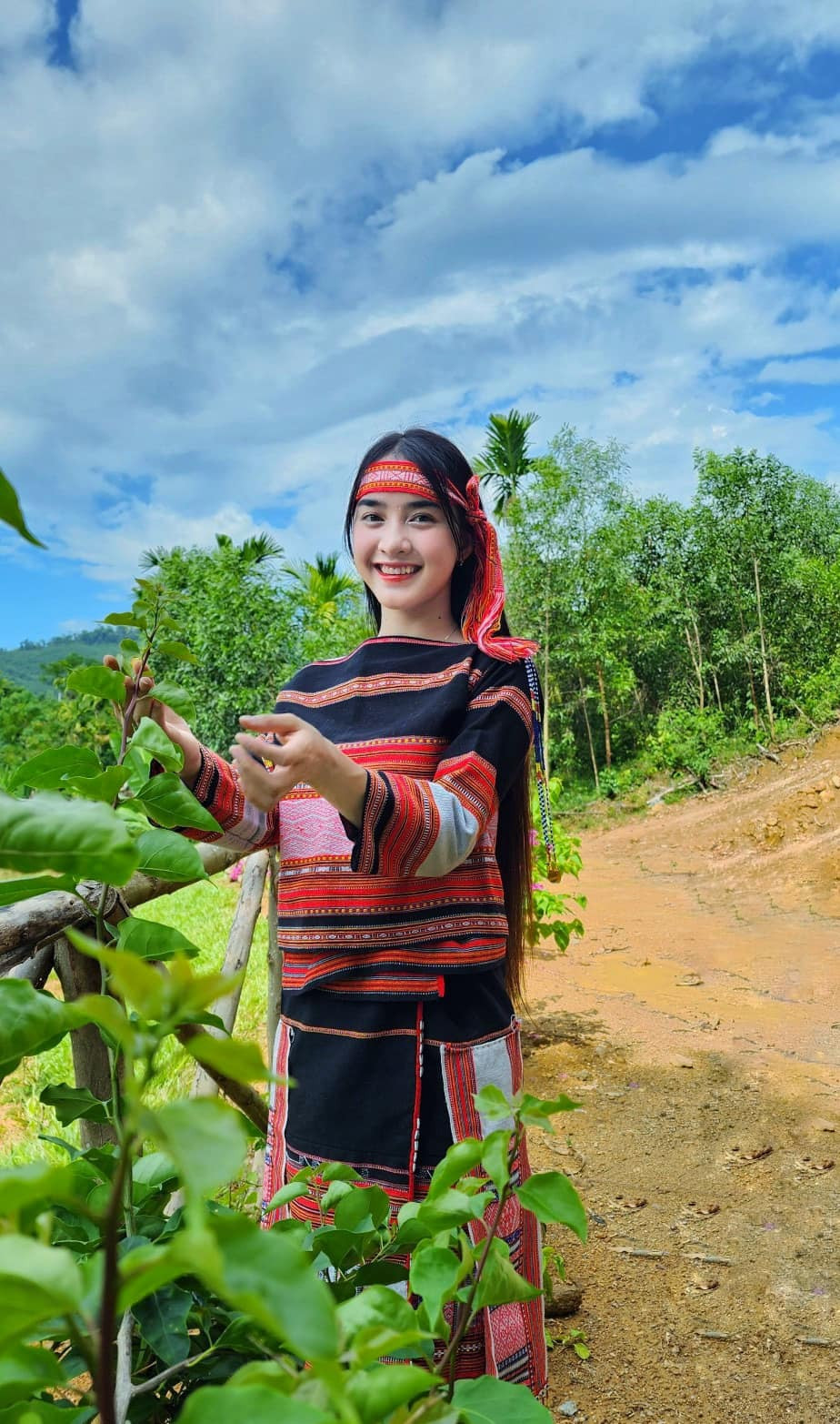 Sau khi xảy sự việc, Yona Cươn im lặng, không đăng video trong gần 4 tháng. Đến tháng 4/2024, cô mới xuất hiện trở lại. Cũng từ sự việc này, các nội dung của cô rơi vào tình trạng flop, video của cô cũng không còn lên xu hướng TikTok như trước đây, lượng người theo dõi và lượng xem video của Yona không còn tăng nhanh.