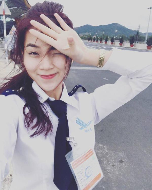 Lê Hoàng Minh Phương có biệt danh là Phương TiTi, sinh năm 1994 là một trong những gương mặt nổi bật của trường Học viện Hàng không.