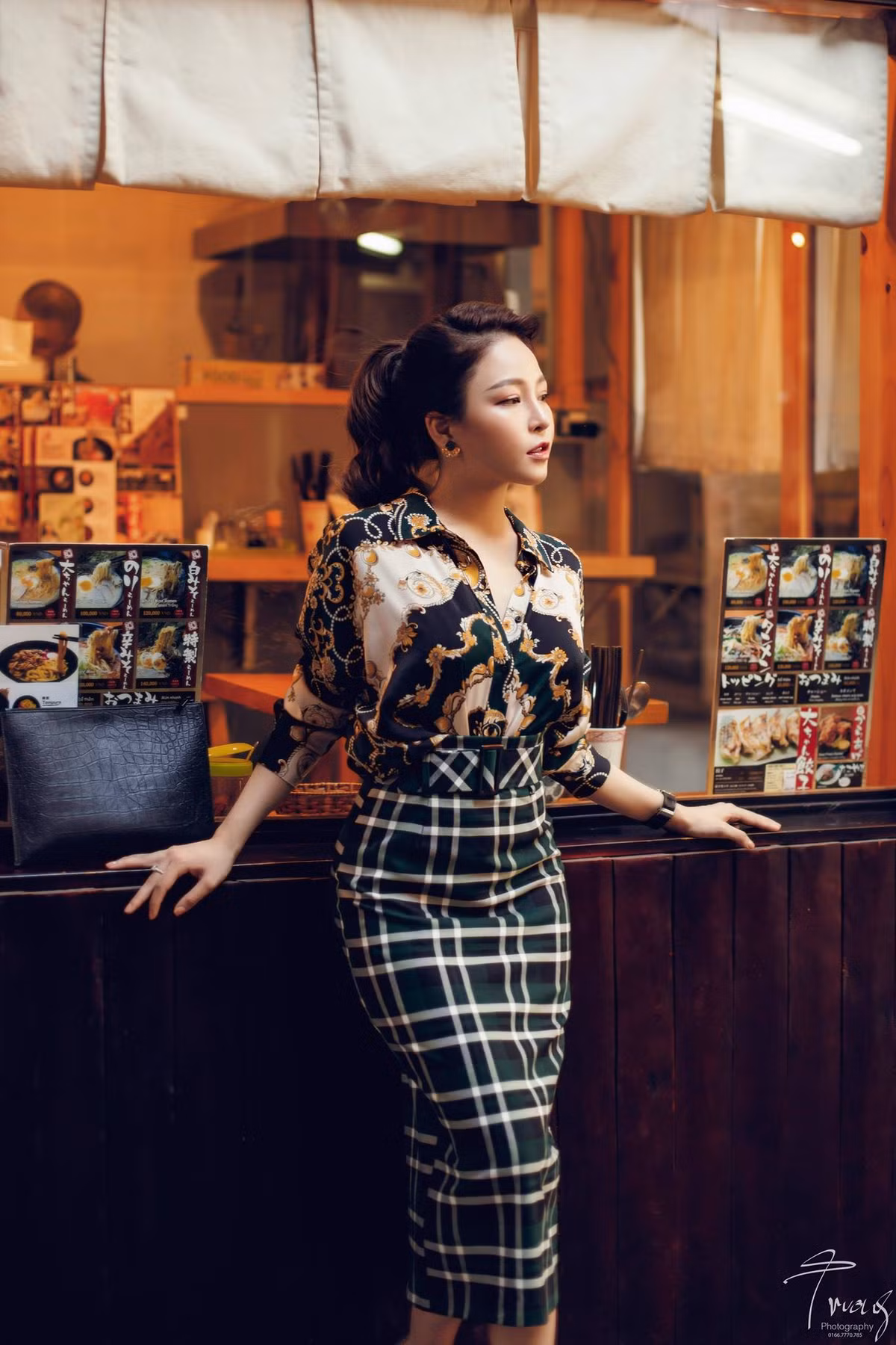 Điển hình như mới đây, người đẹp xứ Thanh bất ngờ bị netizen mỉa mai vì một đoạn clip trả lời câu hỏi của dân mạng.